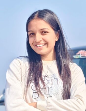 Yaashvi selected as Web Development Intern after completing Web Development course at CyberGrow coding institute in Indore